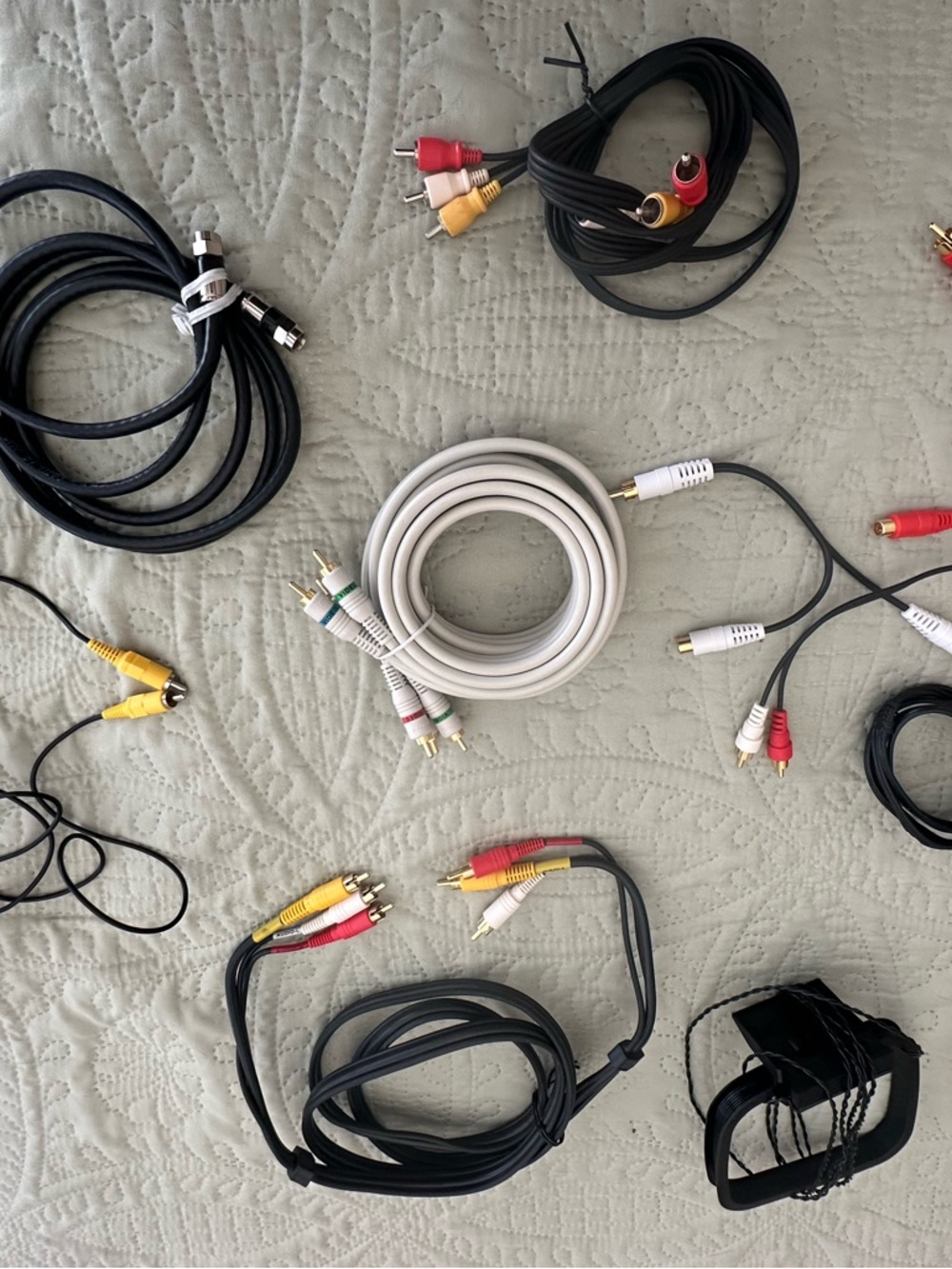 Lot of 6 AUX Cables